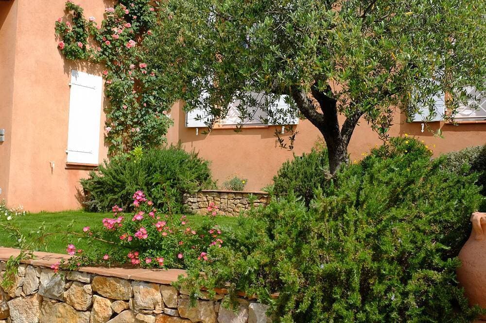 Foto 6 von 10: Absolute Quiet 45 km from the sea (St-Maxime St-Tropez).