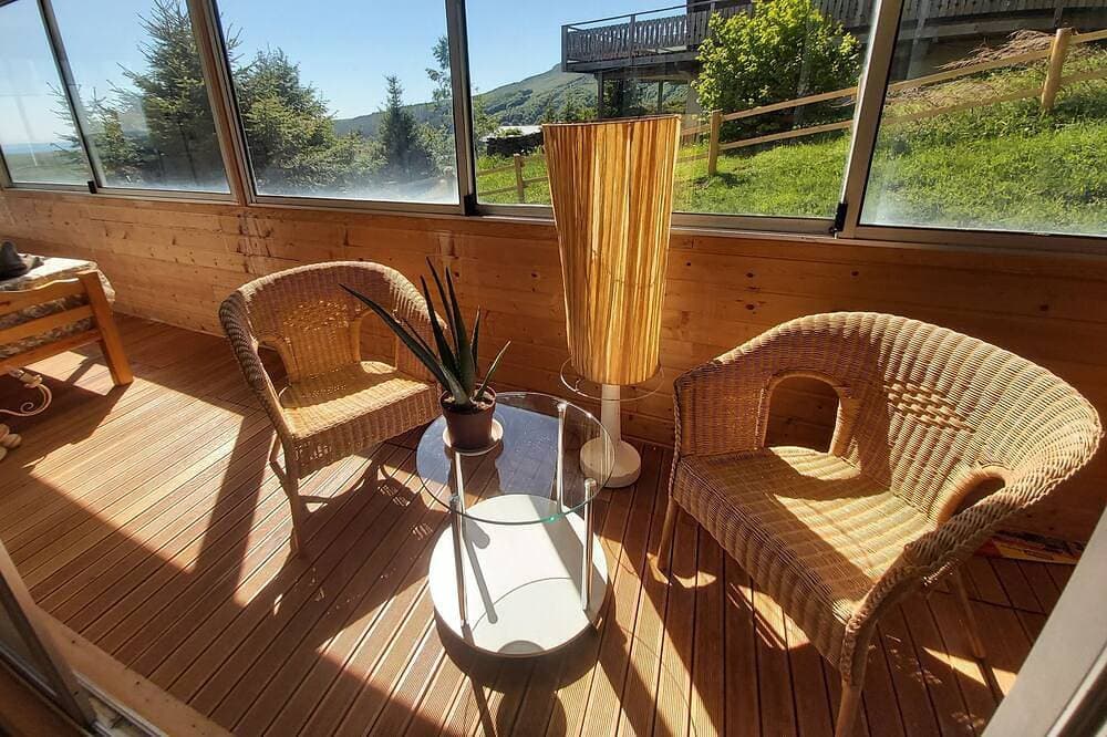 Foto 9 von 13: Superb 52m2 apartment not overlooked with 25m2 loggia.