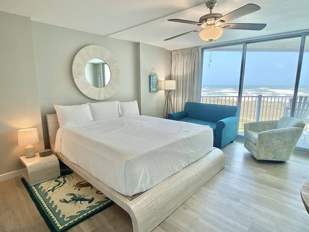 Foto 10 von 16: Sandcastle Condominium Unit 526