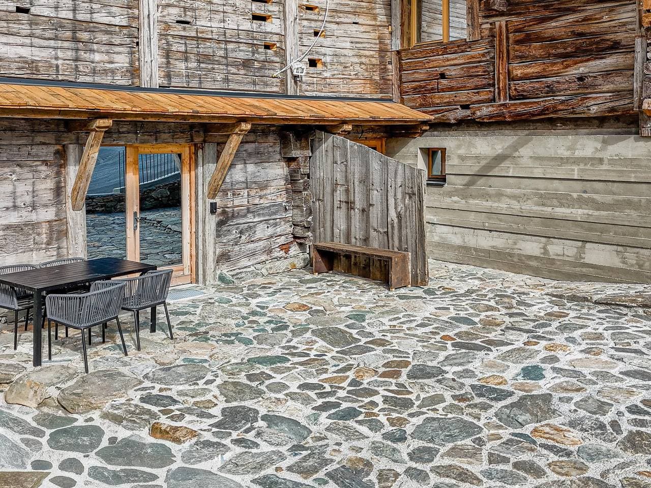 Foto 5 von 21: Charmantes Stallhaus-Apartment mit Terrasse
