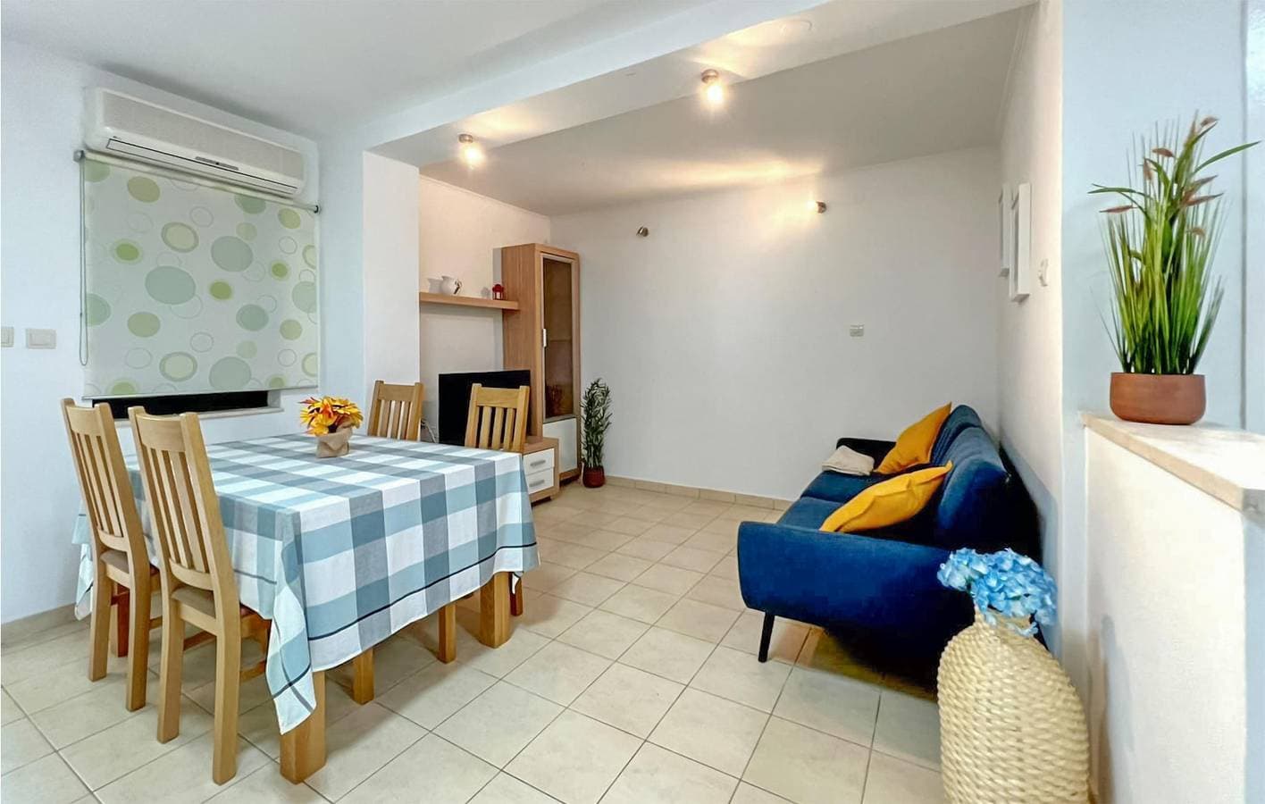 Foto 8 von 38: Gemütliche 1-Zimmer-Wohnung mit Pool in Strandnähe und WLAN