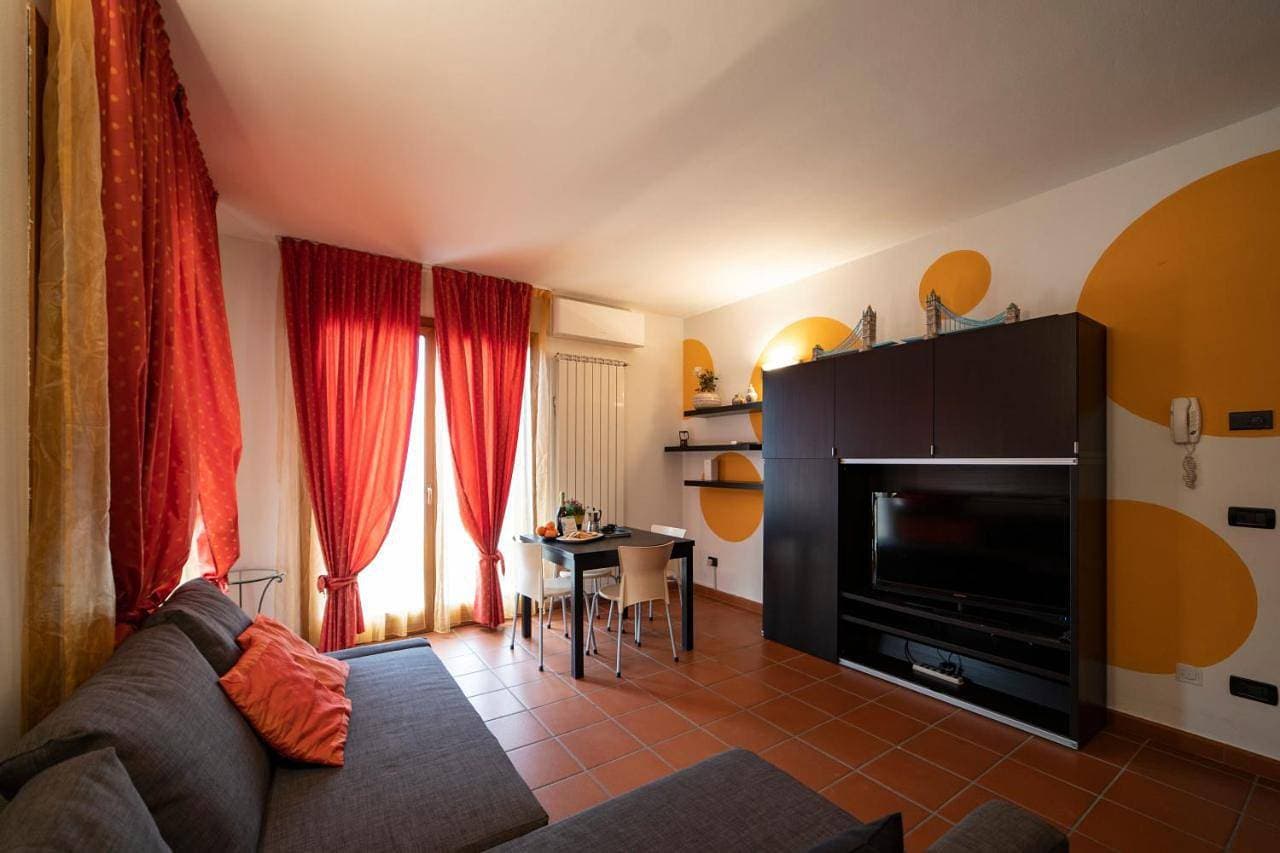 Foto 4 von 32: One-Bedroom Apartment with Lake View