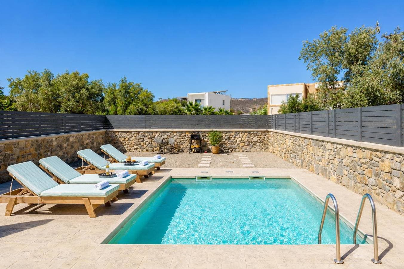 Foto 2 von 17: Villa für 6 Personen mit Garten