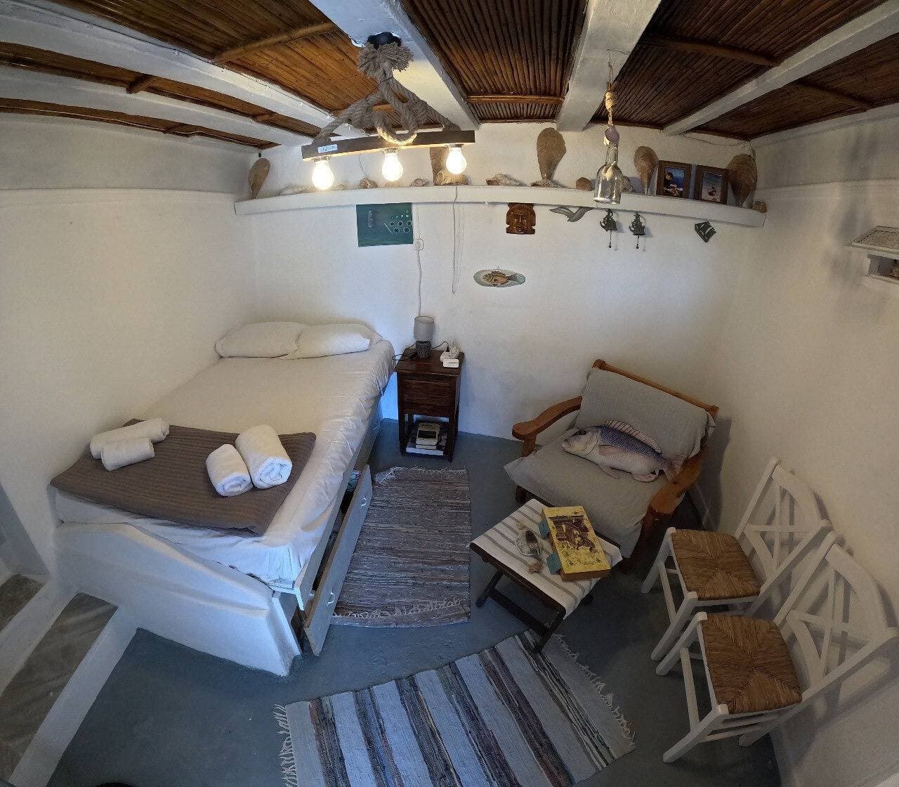 Foto 2 von 26: Ferienhaus 'Seagull Syros Seaside' mit Meerblick, privater Terrasse und WLAN
