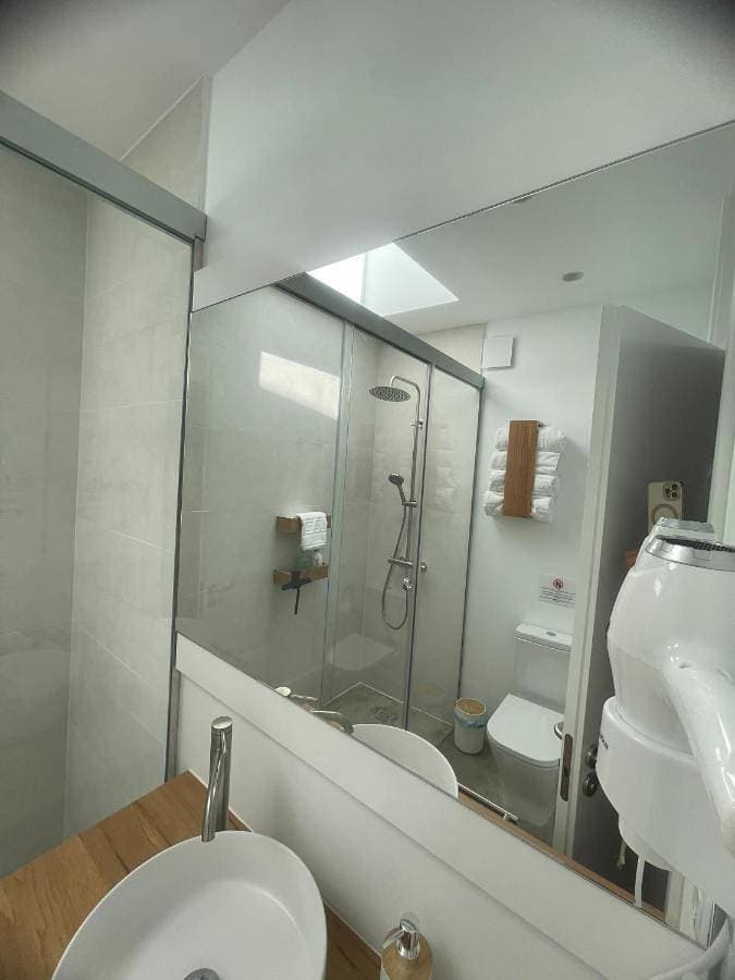 Foto 4 von 23: One-Bedroom Apartment