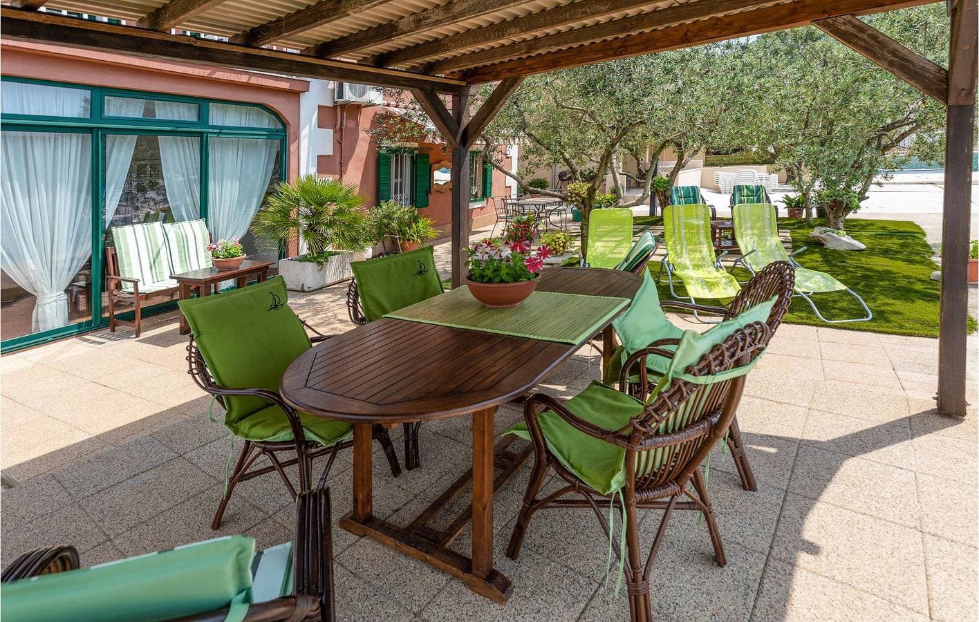 Foto 12 von 35: Gemütliche 1-Zimmer-Wohnung mit Terrasse, 100 m vom Strand entfernt