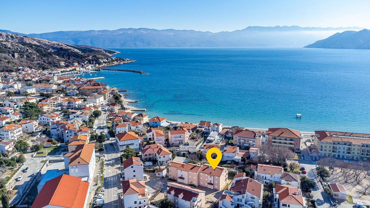 Nur 200 Meter zum tollen Strand in Baska 1