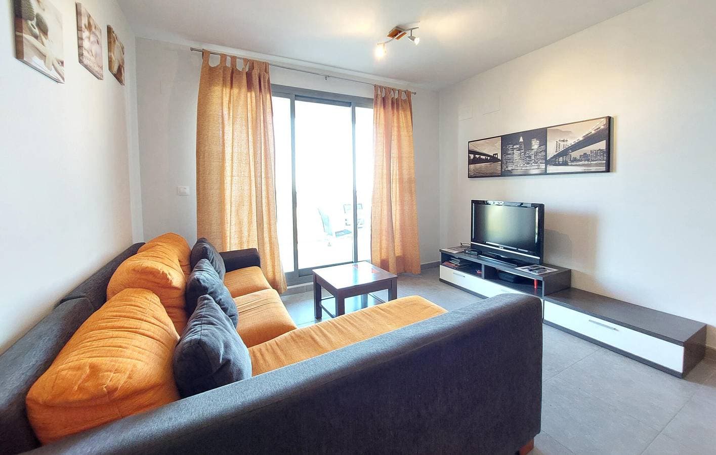 Foto 4 von 23: Rückzugsort mit Meerblick, Pool und Parkplatz - Playa Masbó 2km
