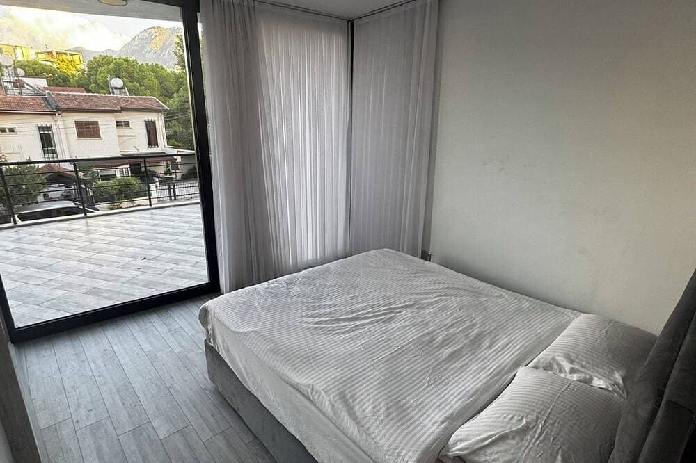 Foto 2 von 21: Girne- Geniş Teraslı Modern 2+1 Daire