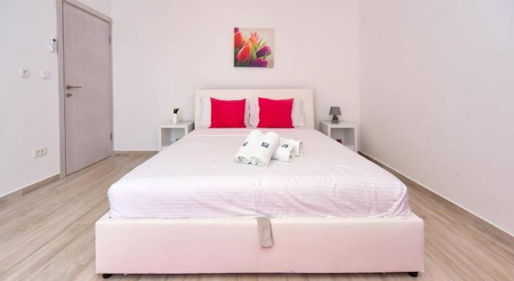 Foto 7 von 56: Moderne Wohnung mit Meerblick in Dobra Voda, 95 m², Pool