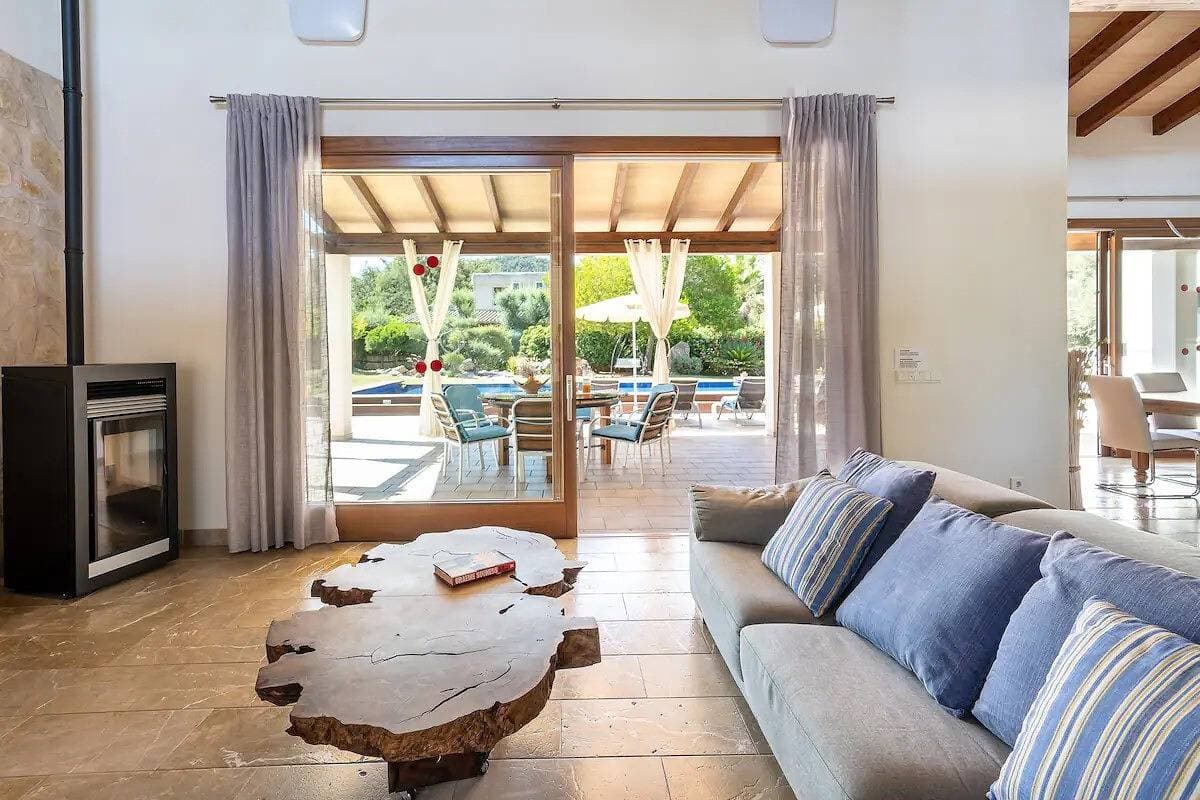 Foto 10 von 25: Villa 'S'Alzinar' mit Bergblick, WLAN und Klimaanlage