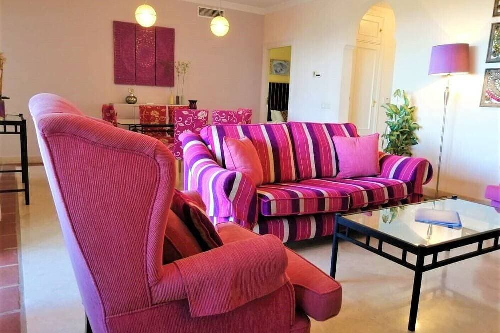 Foto 12 von 30: Luxus-Erdgeschoss-Wohnung mit Meerblick, privater Garten, Pool- und Meerzugang