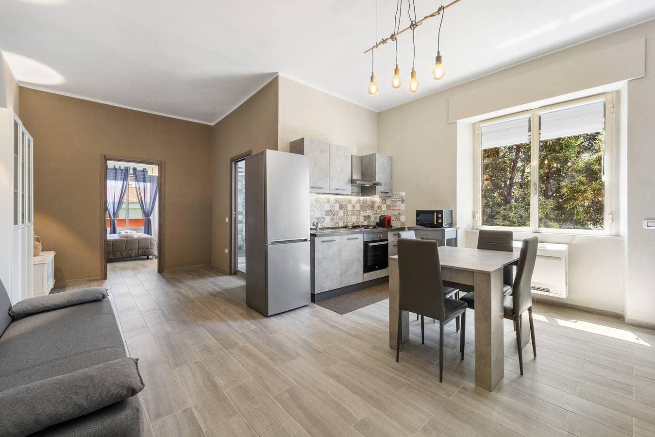 Foto 13 von 23: Ferienhaus 'Appartamento Elegante Carbonia' mit Balkon, WLAN und Klimaanlage