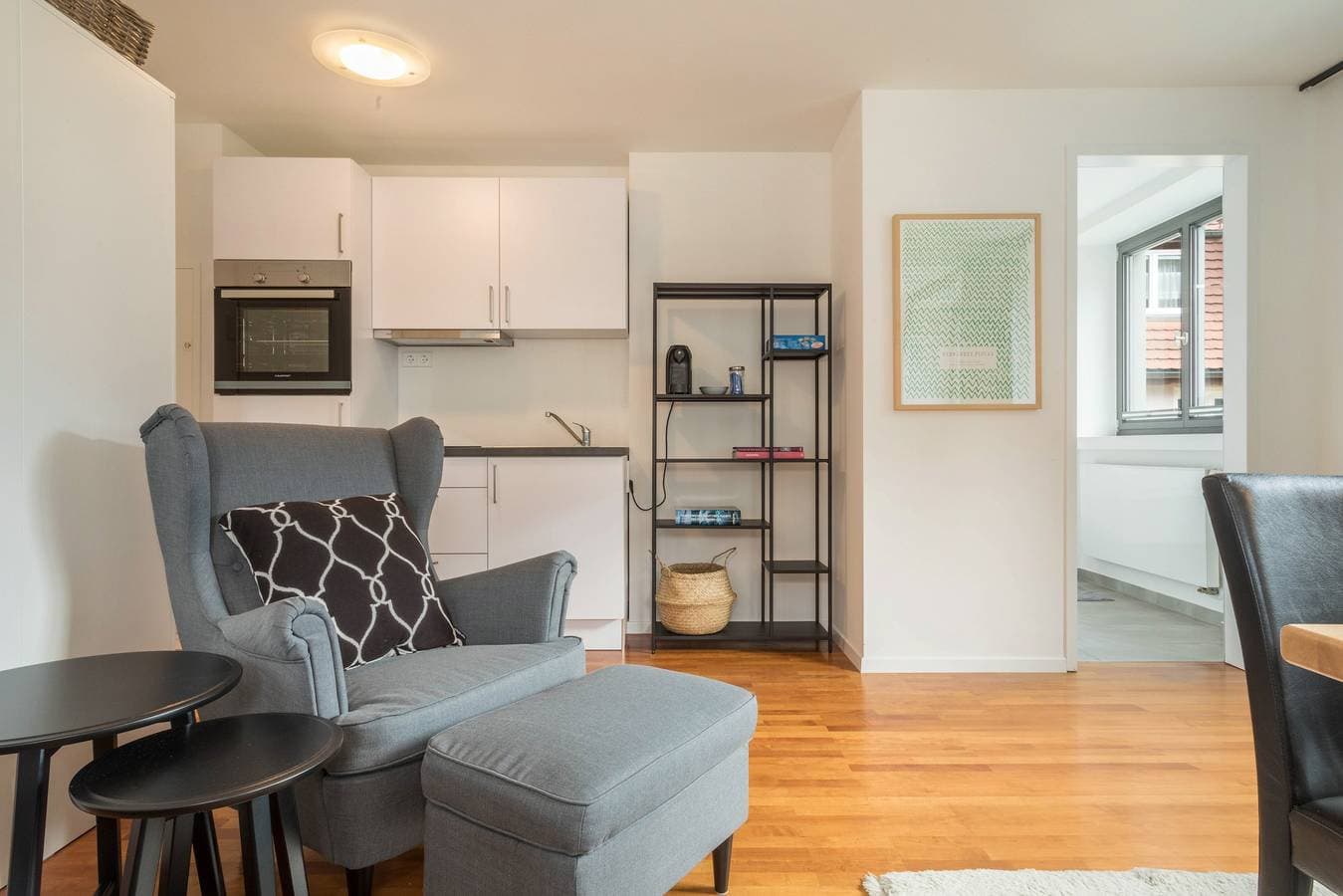 Foto 2 von 25: Modernes Einzimmer-Appartement Nr. 12 mitten im Stadtzentrum mit WLAN