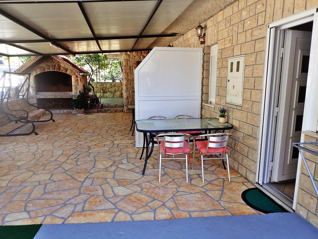 Foto 7 von 20: Ferienwohnung für 3 Personen mit Balkon/Terrasse