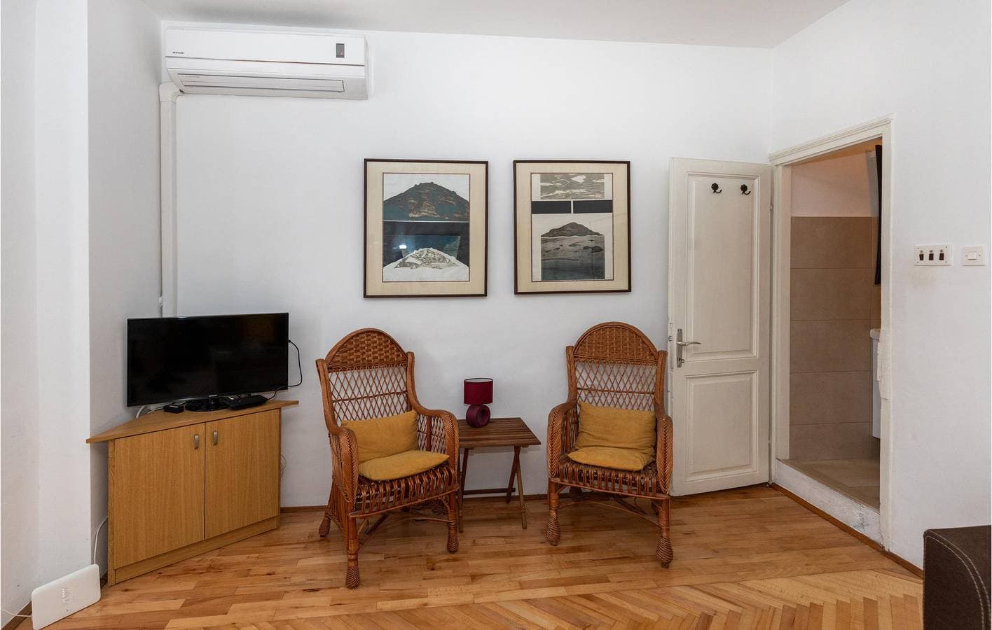 Foto 9 von 34: Gemütliches Apartment mit Meerblick, Terrasse, WLAN und nur 100 m vom Strand entfernt