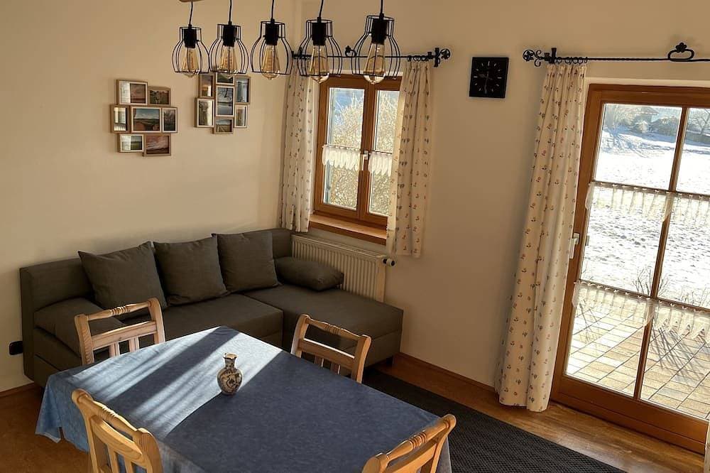 Foto 5 von 17: Ruhig gelegene Erdgeschoss Wohnung mit eigener Terrasse und Bergblick