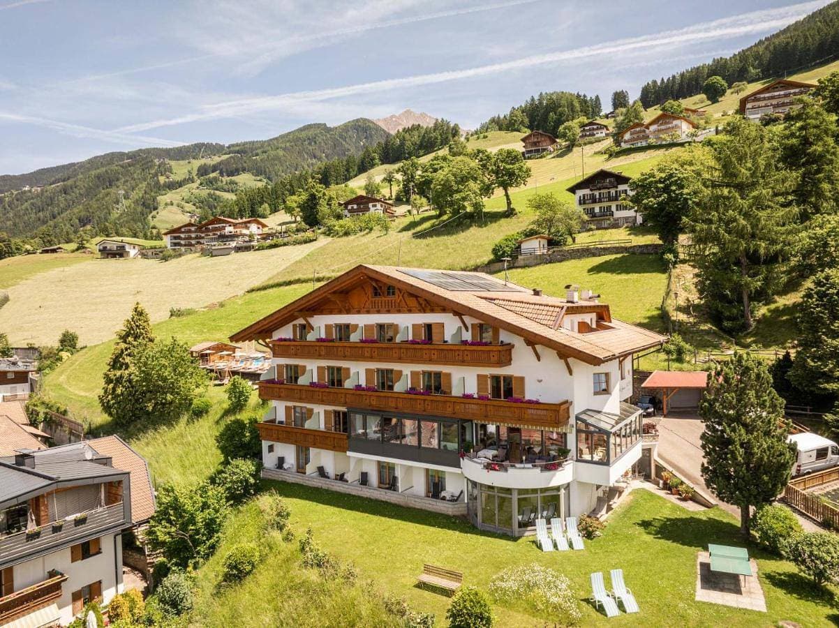 Hotel Garni Alpes 1