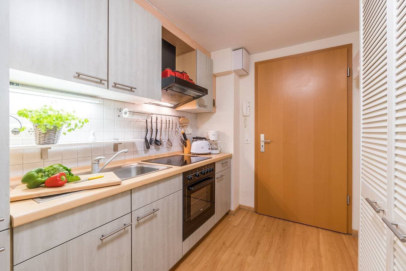 Foto 6 von 12: Elegante Ferienwohnung mit Meerblick und Galerie, direkte Strandlage