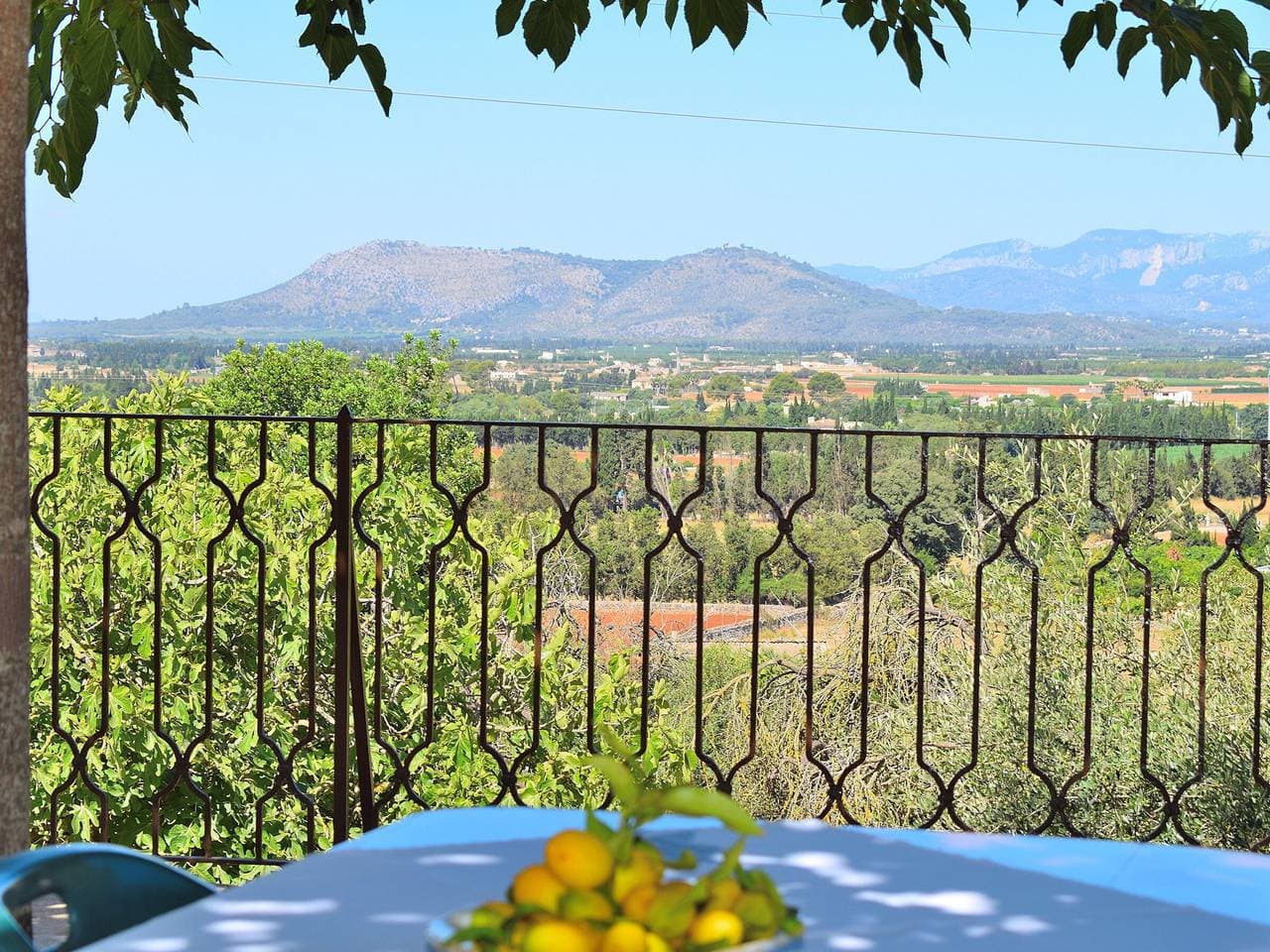 Schöne Finca in Muro mit Terrasse und Jacuzzi 1