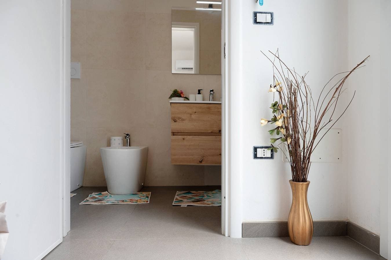 Foto 9 von 27: Ferienhaus 'Romantic Suite' mit Gemeinschaftsgarten, WLAN und Klimaanlage