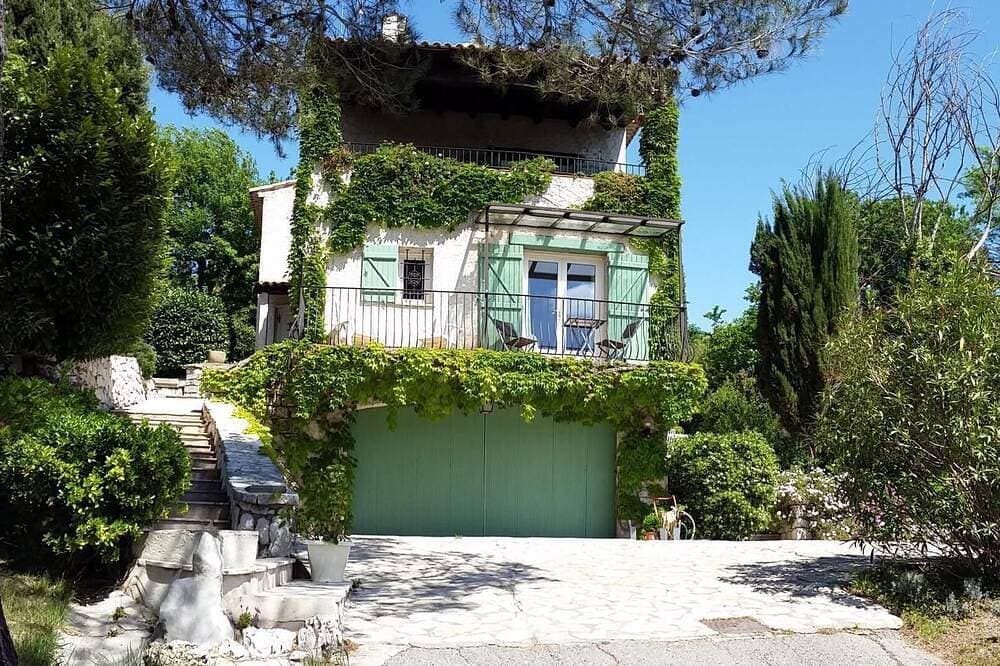 Gîte des Campons - La Colle-Sur-Loup 1