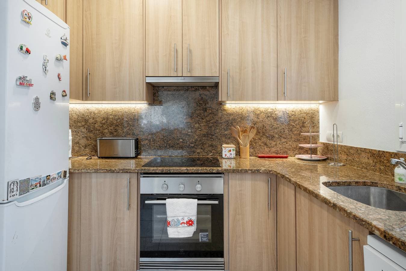 Foto 7 von 26: Ferienhaus 'Can Sais' mit Bergblick, WLAN und Klimaanlage