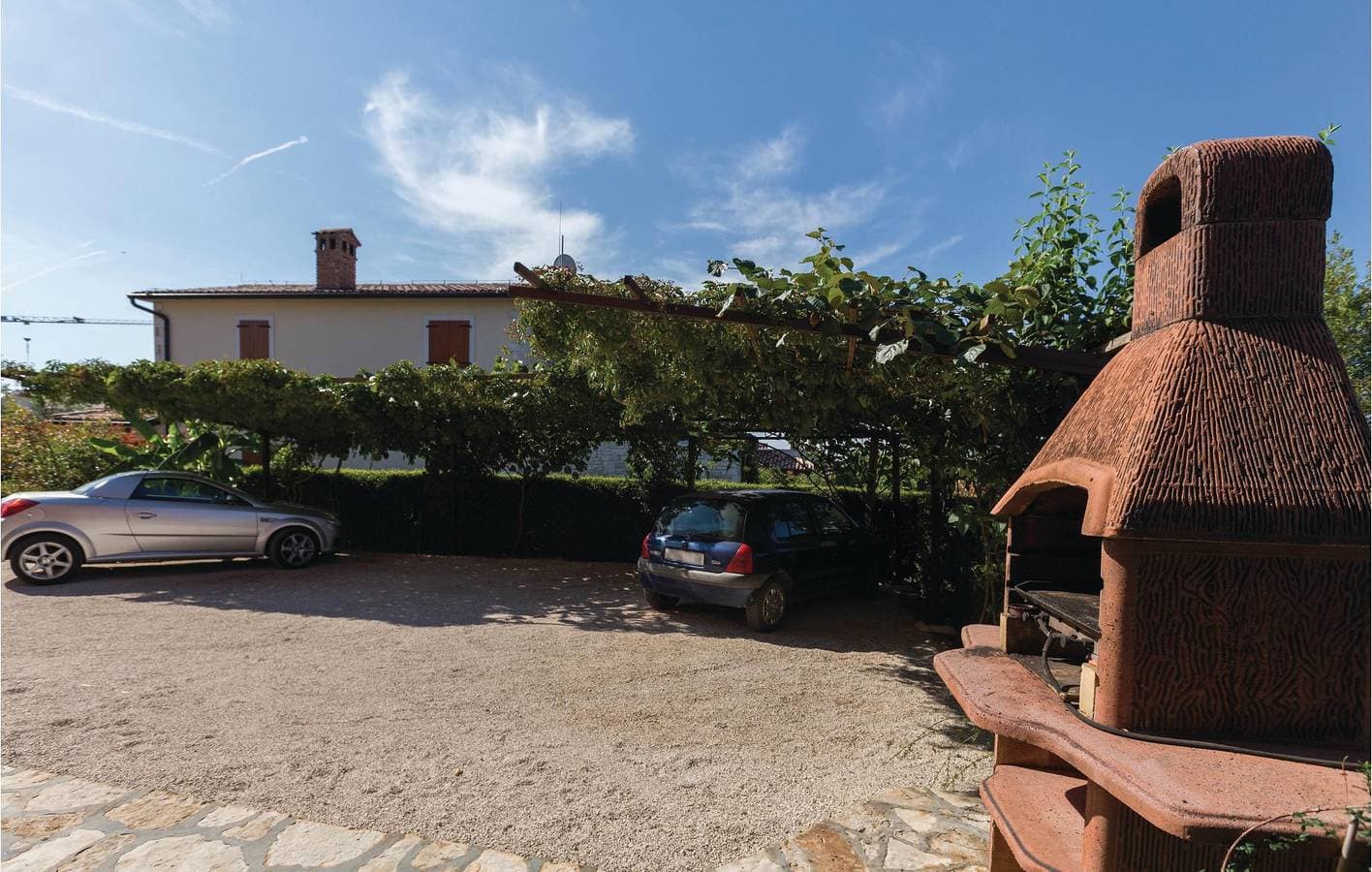 Foto 9 von 28: Gemütliche Ferienwohnung mit Terrasse, WLAN und Parkplatz in der Nähe des Restaurants Captain Morgan