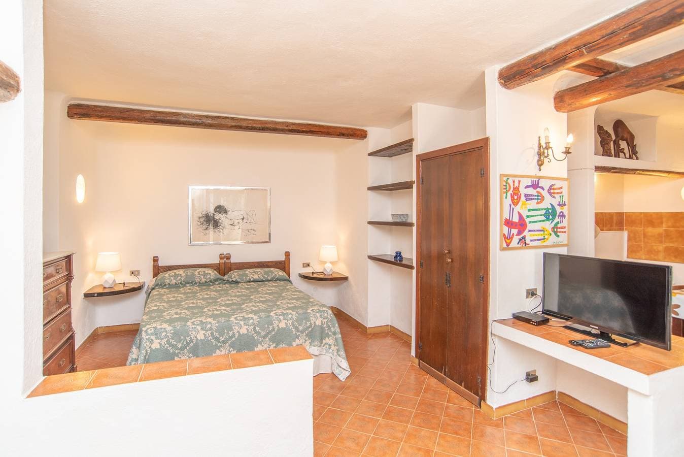 Foto 13 von 25: Einzimmerapartment in der Nähe dem Strand mit Garten