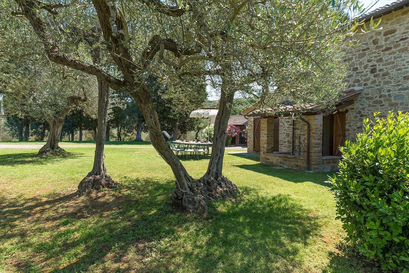 Foto 13 von 47: Villa für 14 Personen mit Garten