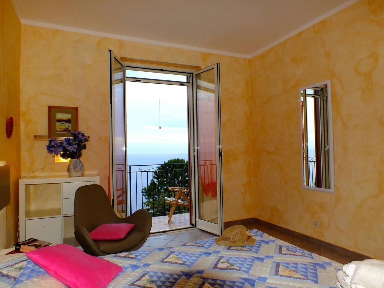 Foto 8 von 40: Terramare' Wohnung mit Wasserblick