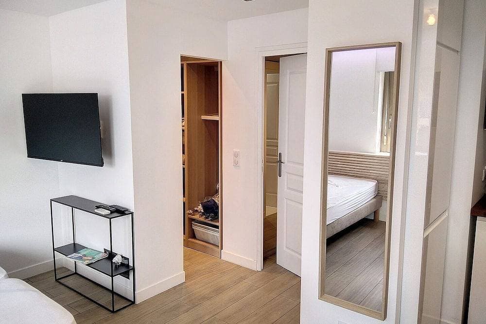 Foto 4 von 15: Studio-Graziella 511-Nasszelle-Stadtblick