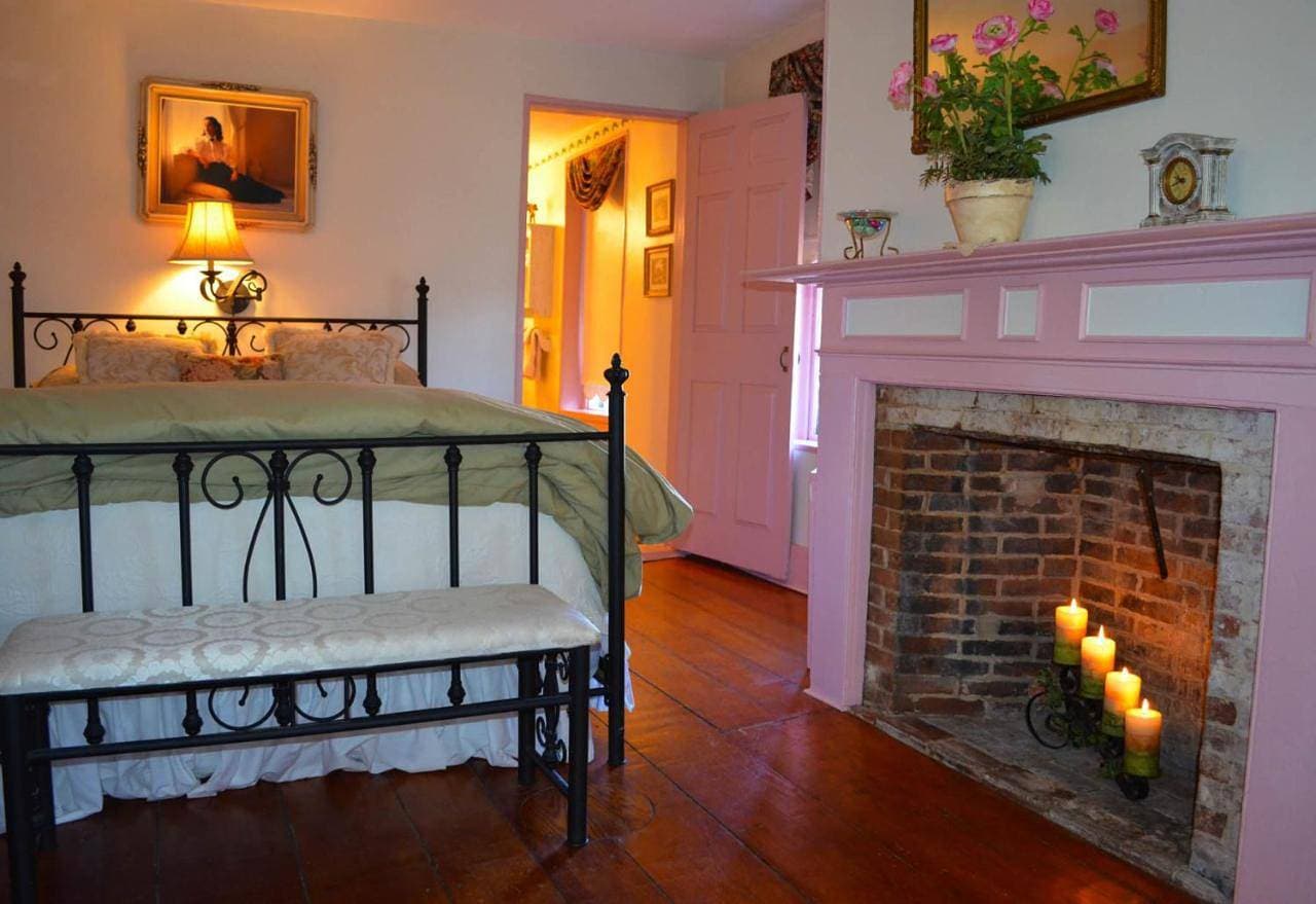 Foto 7 von 7: Queen Room with Private Bathroom