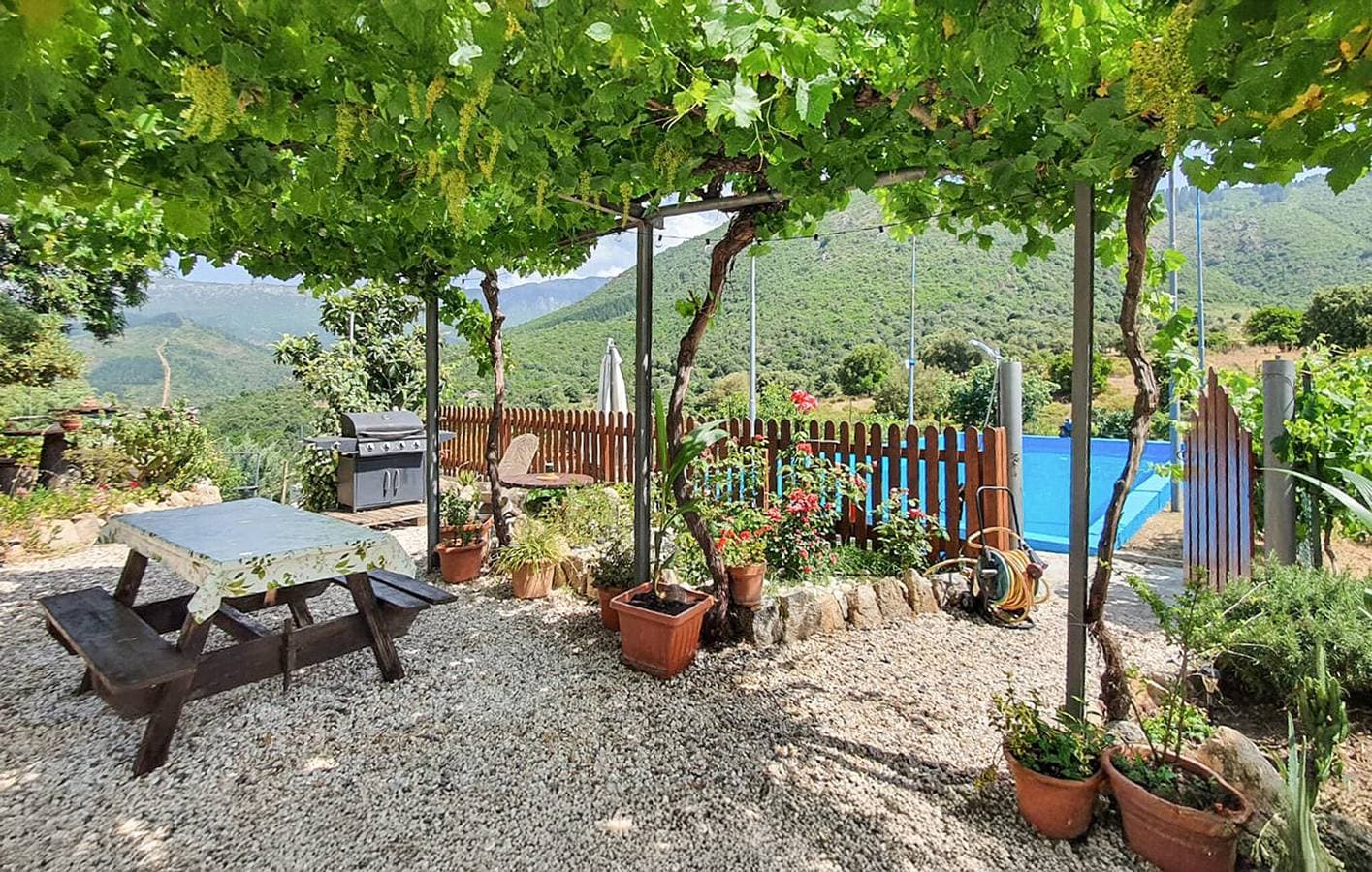 Foto 7 von 34: Appartement am Pool mit Parkplatz und AC