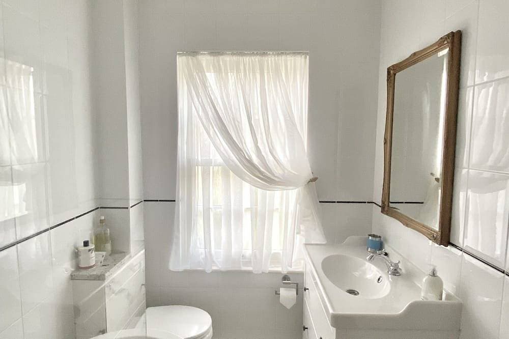 Foto 6 von 30: Old Post Cottage-Superior-Cottage-Eigenes Badezimmer