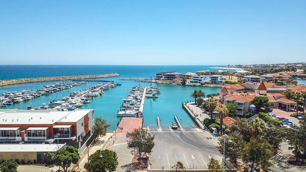 Foto 13 von 32: Mariners Cove Mindarie ~ Luxe Marina Waterfront