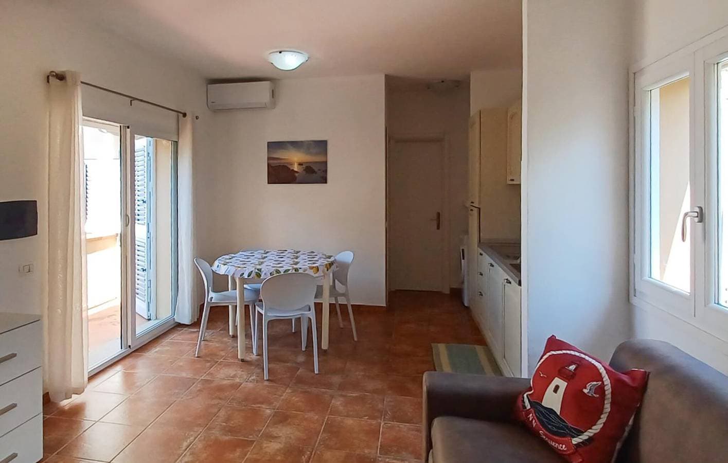 Foto 6 von 26: Gemütliche Ferienwohnung mit Pool, Küche und nur 1 km vom Li Cozi Beach entfernt