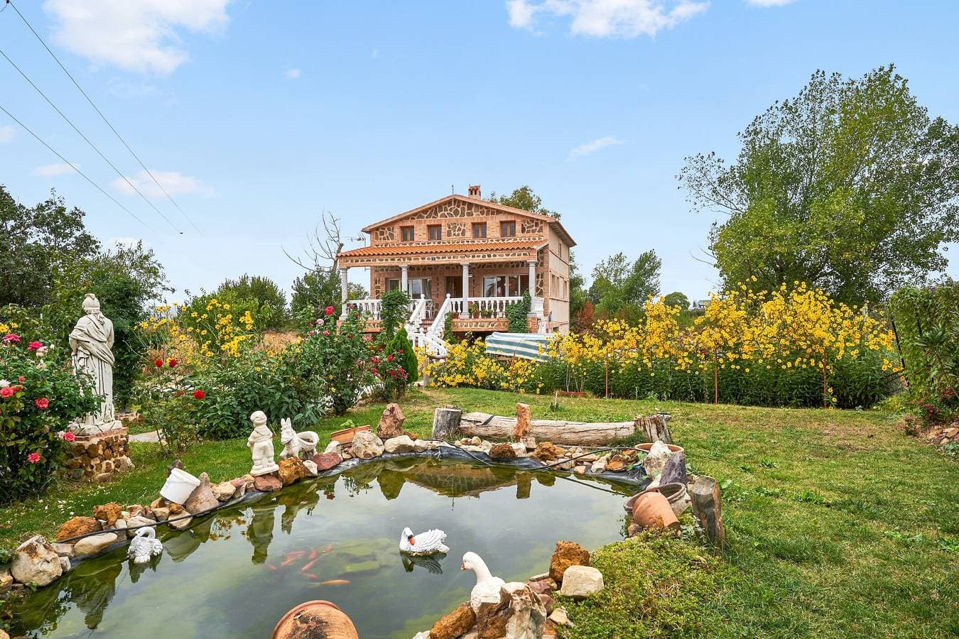 Foto 3 von 20: Geräumige Villa mit Pool in Porzuna - 90 m² und Bergblick