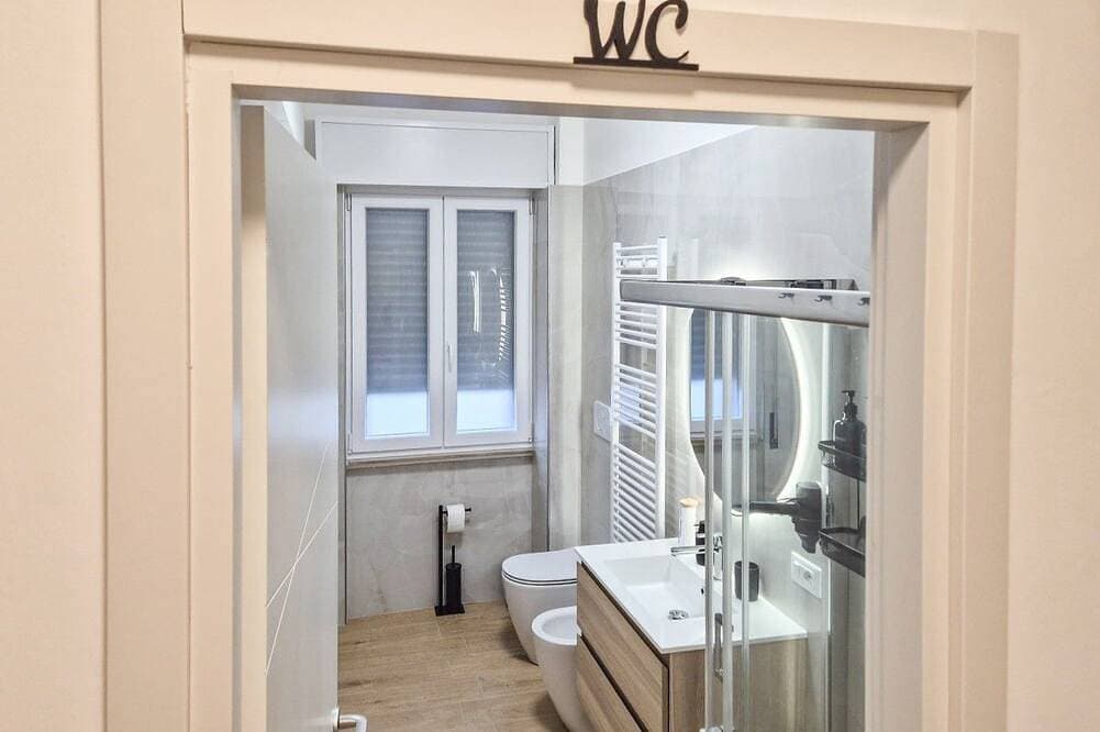 Foto 5 von 17: Mattia Guesthouse - Room 1, just a stone's throw from Villa Berica