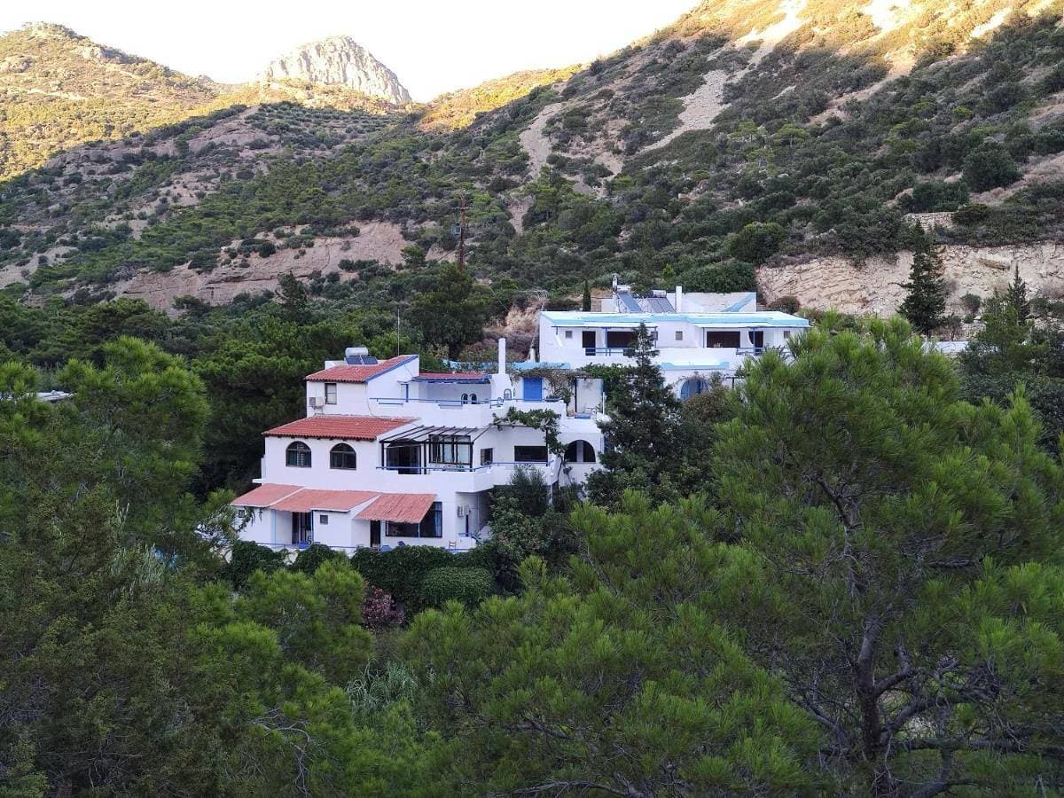 Oleander's Garden Traditional Cretan Cottage 1