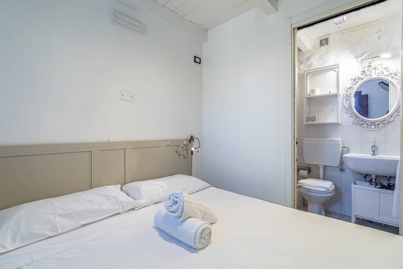 Foto 13 von 23: Apartment 'Casamari im Zentrum von Marzamemi' mit WLAN und Klimaanlage