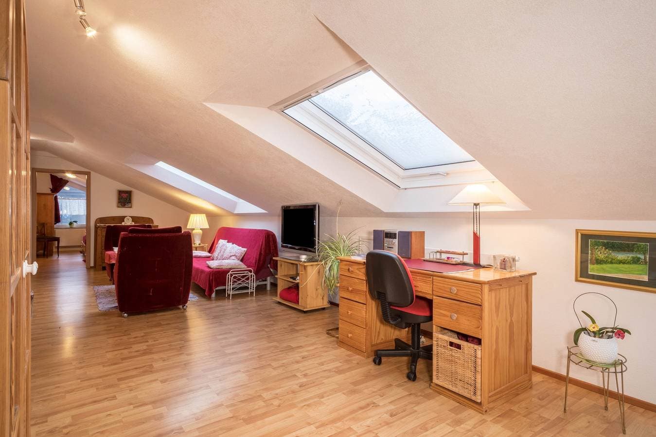 Foto 10 von 19: Ferienwohnung "Adlerblick" mit Bergblick, privater Terrasse und WLAN