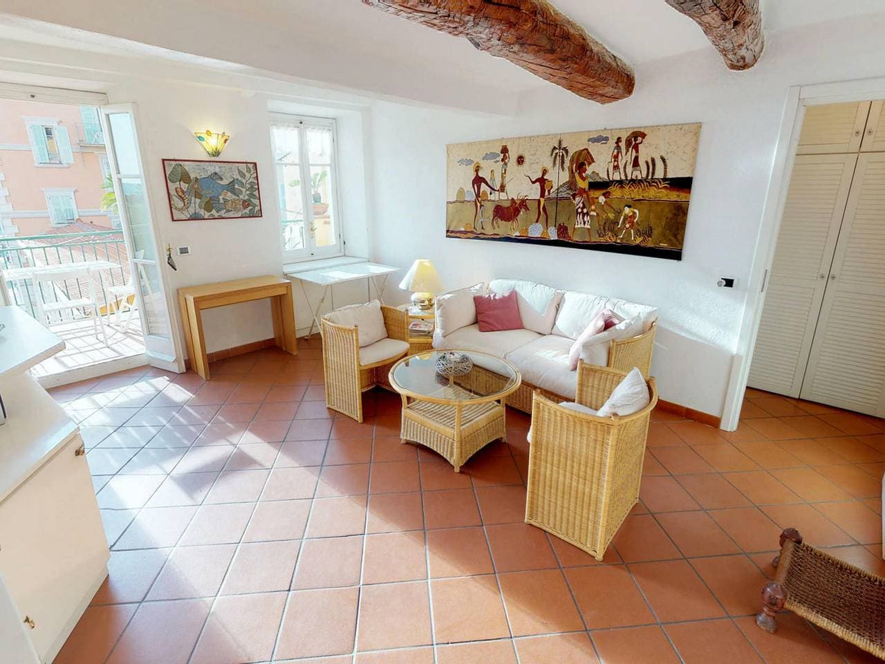Foto 3 von 19: Schöne 2-Zi-Whg in Menton mit Meerblick und Terrasse