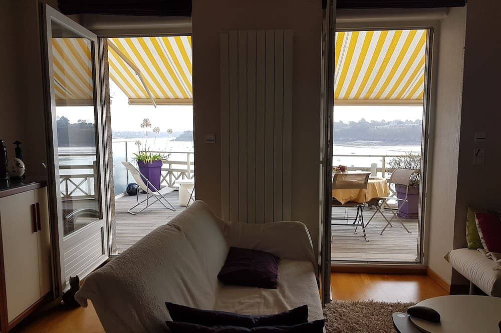 Terrasse Wohnung Und vollem Meerblick 1