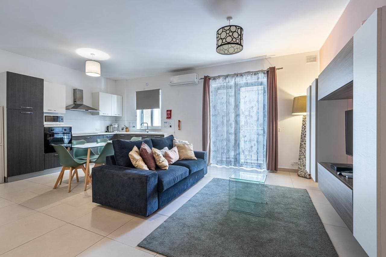 St Julians - Balluta 2 bedroom apartment 1