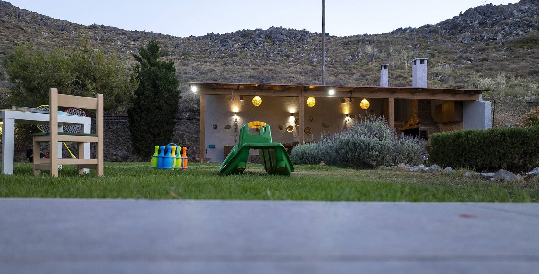 Foto 5 von 51: Villa für 8 Personen mit Balkon