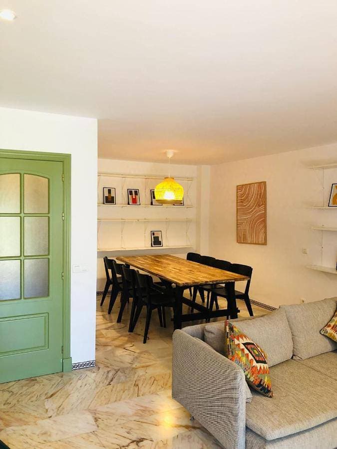 Foto 9 von 17: Four-Bedroom House