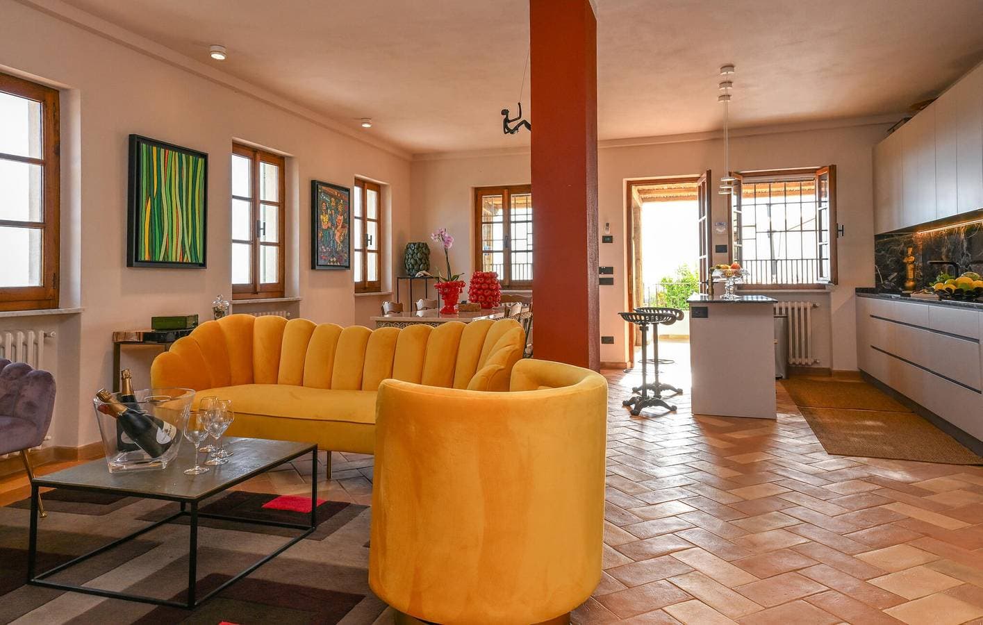 Foto 5 von 47: Appartement mit Meerblick, Pool & WiFi, 2km nach Montignoso
