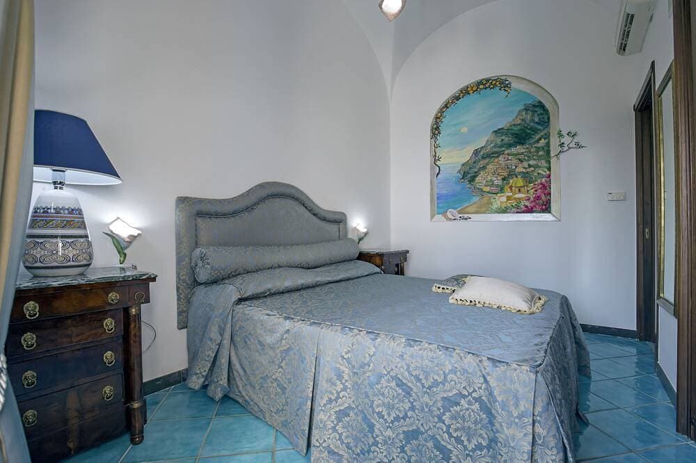 Foto 4 von 30: Villa Elena ist eine prestigeträchtige und exklusive Villa mit eindrucksvollem Meerblick.
