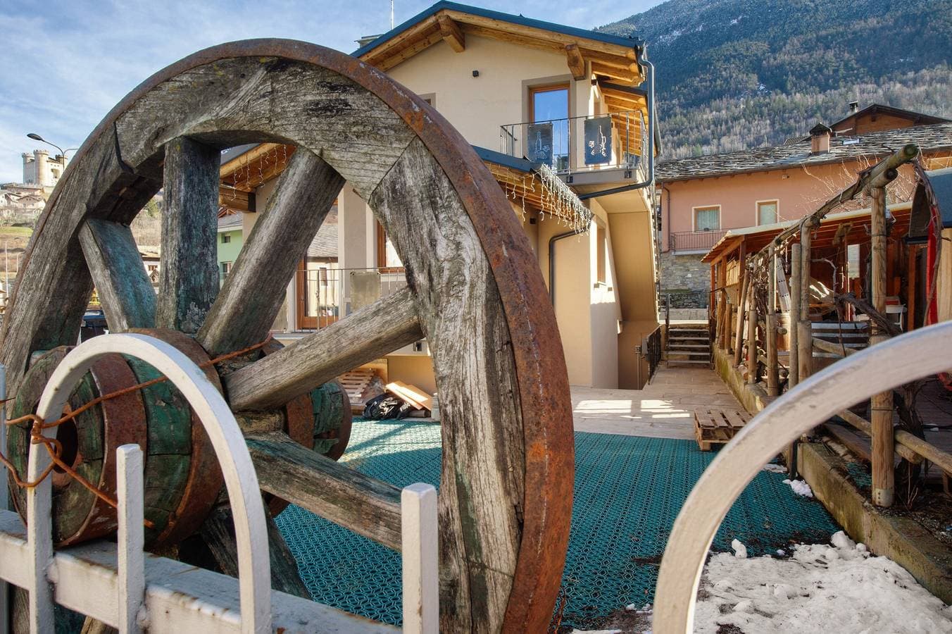 Foto 3 von 28: Studio 'Con Idromassaggio' mit Bergblick, Balkon und Wi-Fi
